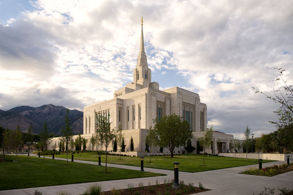 Ogden Utah LDS Temple with clear skies